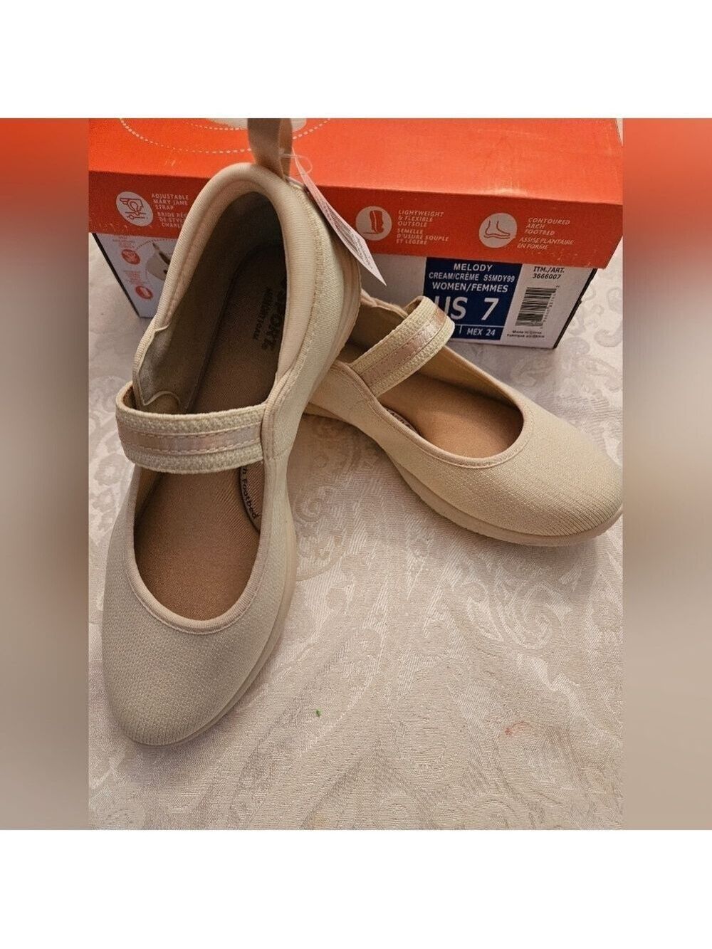 JSport Mary Jane Cream Flats for Women, Size 7, NWT, No Box